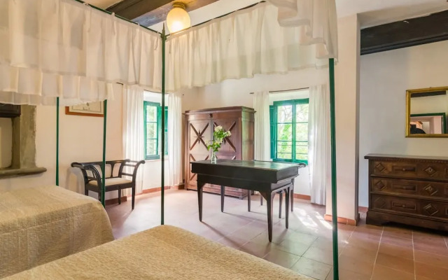 Holiday Home in Pistoia With Pool