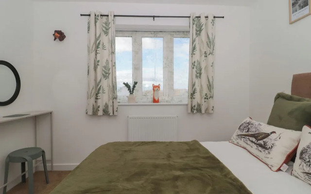 Cotswold Outlet Coach House