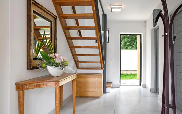 Small Wonder Guest Villa With Private Pool