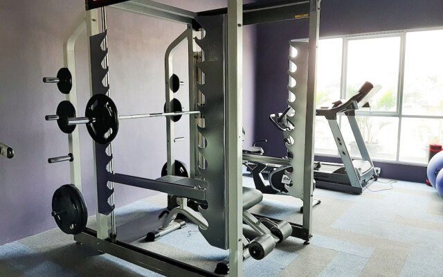 Elegant And Comfy Studio Apartment At Bintaro Icon