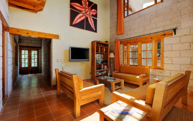 Los Encinos Countryside Nature & Privacy