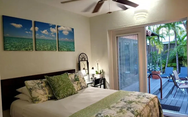 Suite Dreams Inn by the Beach