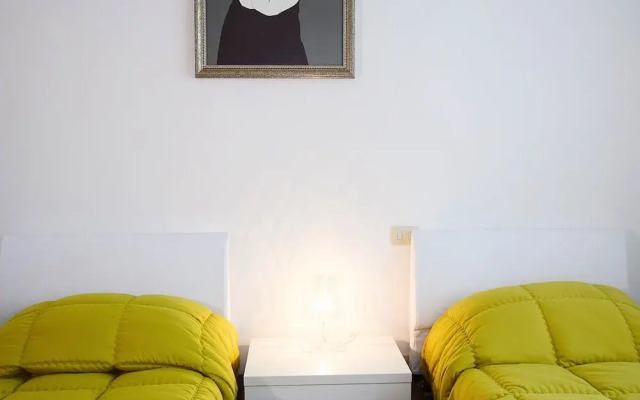 N12 Design Accomodation Alpha