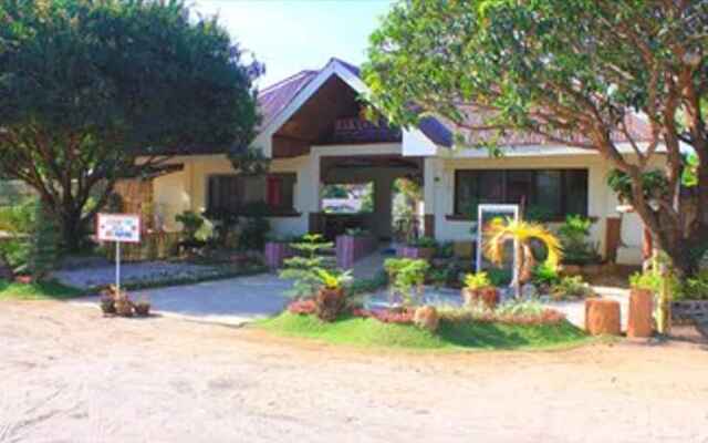 Bakasyunan Resort and Conference Center - Zambales