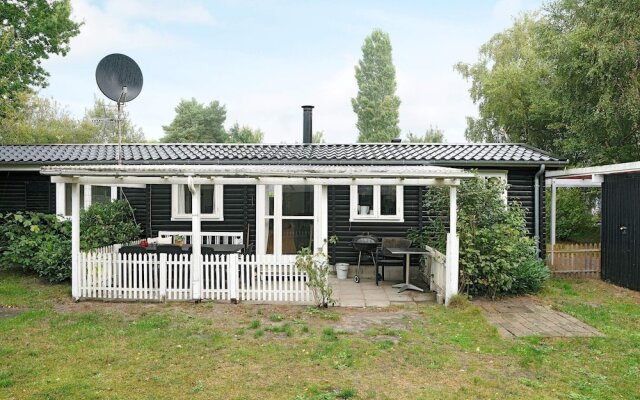 6 Person Holiday Home in Rodby