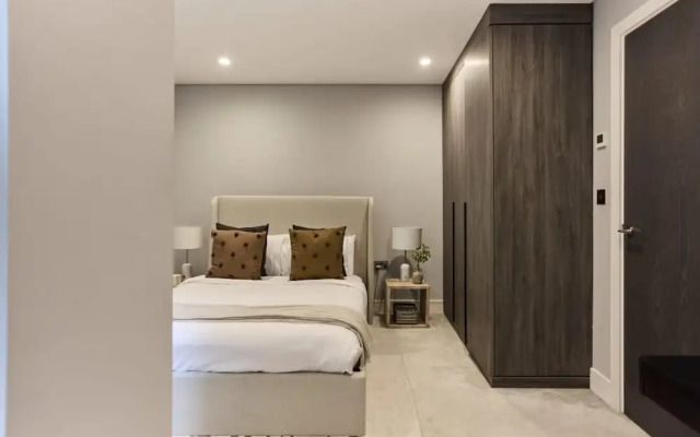 The Westbourne Park Place - Elegant 3bdr Flat