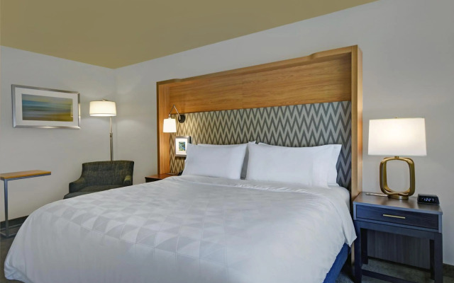 Holiday Inn Grand Rapids North - Walker by IHG
