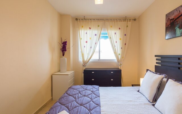 MalagaSuite Torremolinos Beach Apartment