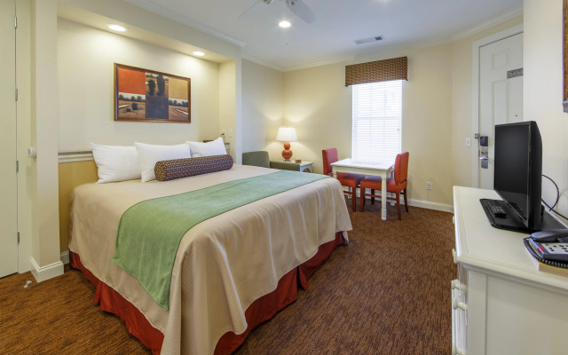 Holiday Inn Club Vacations Fox River Resort