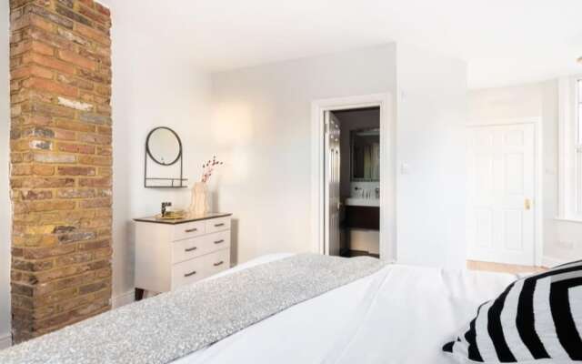 The Heart of Camden - Modern & Central 2bdr Apartment