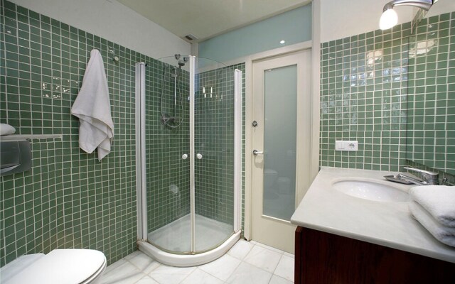 Habitat Apartments Banys