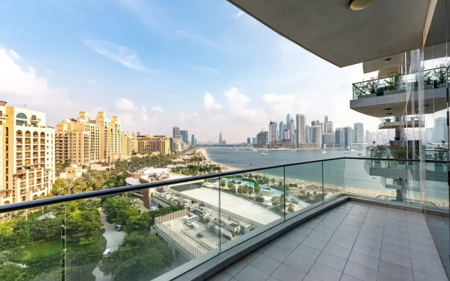 Stunning 3BR at the Palm w Beach Access