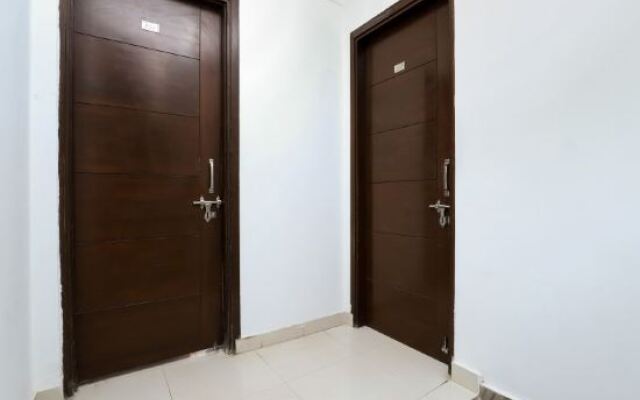 Oyo 22237 Blu Stone