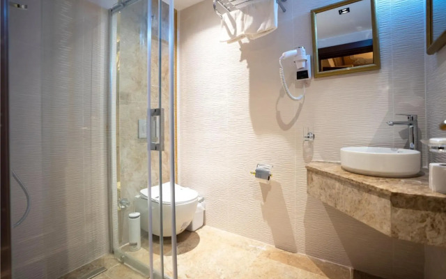 St. Ermins Hotel, Autograph Collection