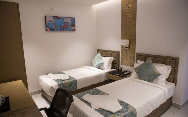 Capital O 36137 Vihaari 24 Business Hotel