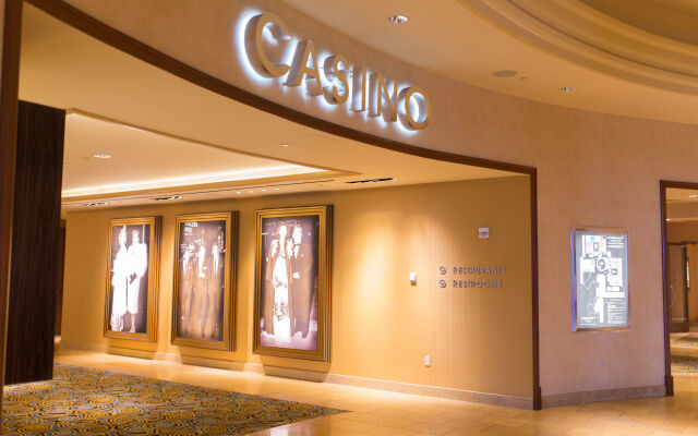 Hollywood Casino & Hotel St. Louis