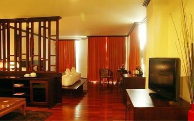 Arawan Riverside Hotel