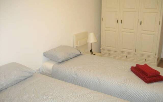 Apartment With 3 Bedrooms In Lisboa, With Balcony And Wifi