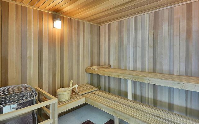 Sea Colony W 11008 Evergreen by Long & Foster