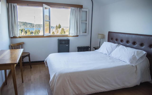 Hosteria Pajaro Azul
