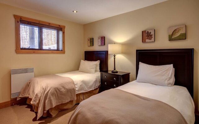Chalet Sioux