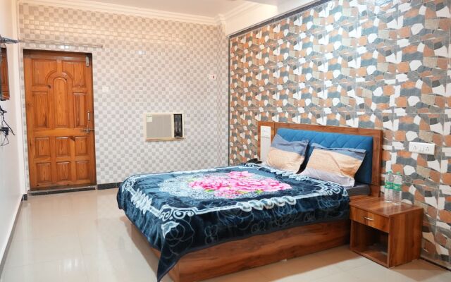 Hotel Nakshtra, Shrungartali