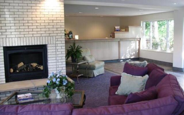 River Terrace Green River