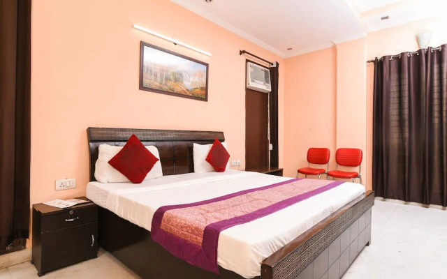 OYO 8534 Golden Park