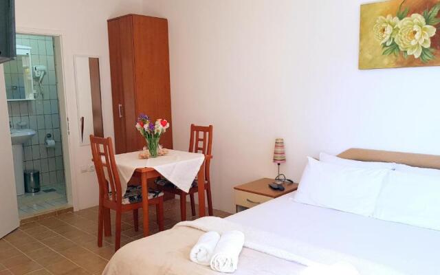 Gregovic Family Apartments