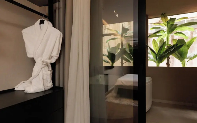 Blanco Athens Aparthotel