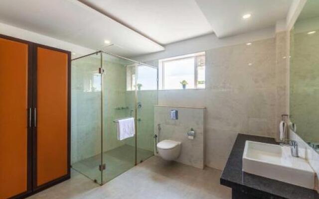 White Pebbles by Vista Rooms