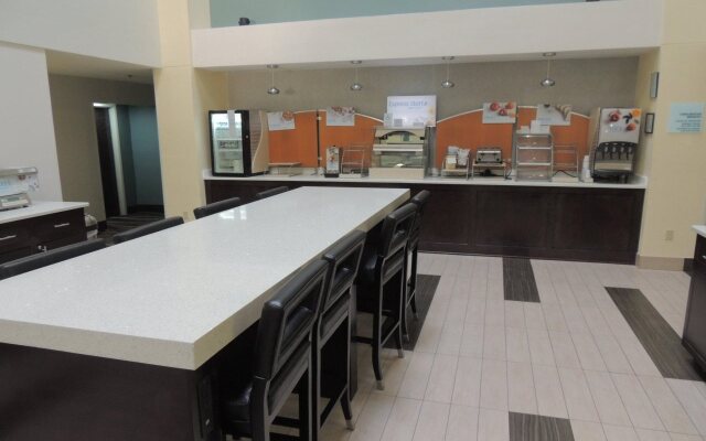 Holiday Inn Express & Suites Birmingham Trussville by IHG