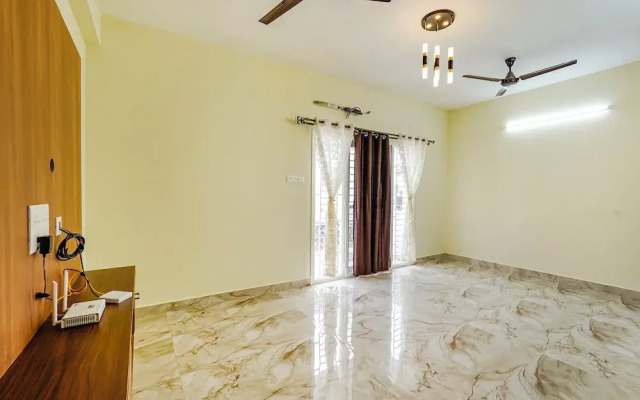 Fabhotel Lucky Inn Grand Residency