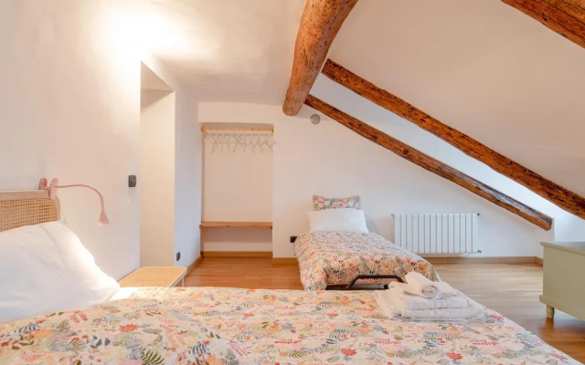 Garibaldi 9 Apartment