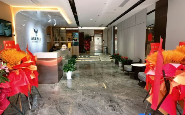 Lingyi Business Hotel (Shanghai Gaoqiao)