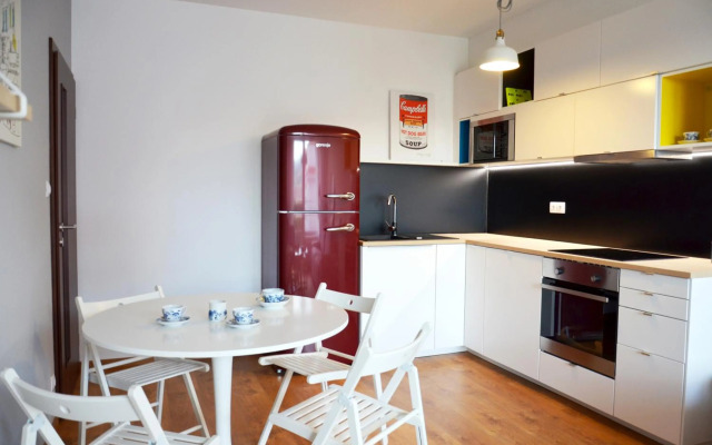 Brand new apartment. Parking spot included!