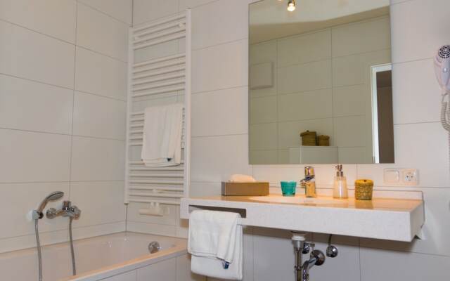 Hotel & Restaurant Hessischer Hof