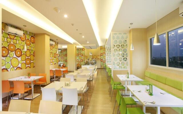 Zest Airport Jakarta by Swiss-Belhotel International