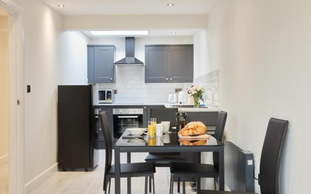 Wolfscote Apartment