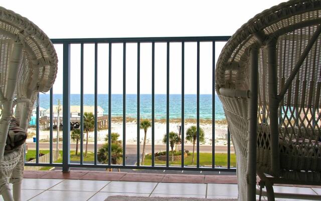 Gulf Shores Surf & Racquet Club 514a 1 Bedroom Condo by RedAwning