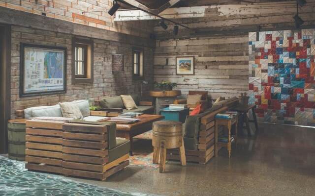 Headwaters Glenorchy Eco Lodge