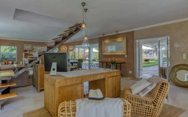 Explorer Guest House