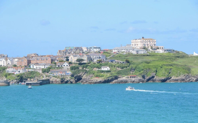 17 Cliff Edge