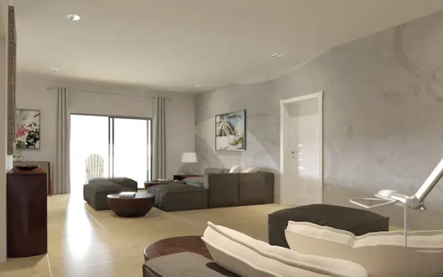 Superb 2-bedroom Designer Apartment