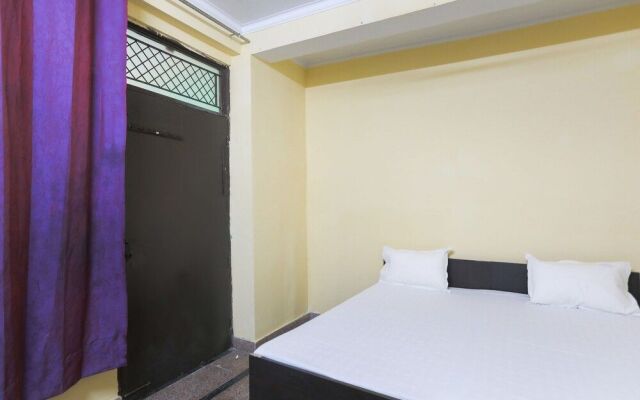 Spot on 61003 Kailash Dham