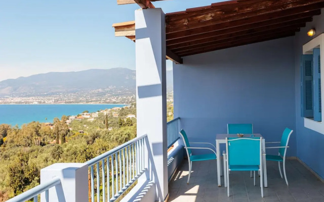 Modern Seaview Nest With Pool Panoramic Views