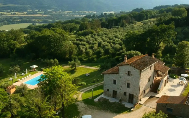 Casale in Teverina