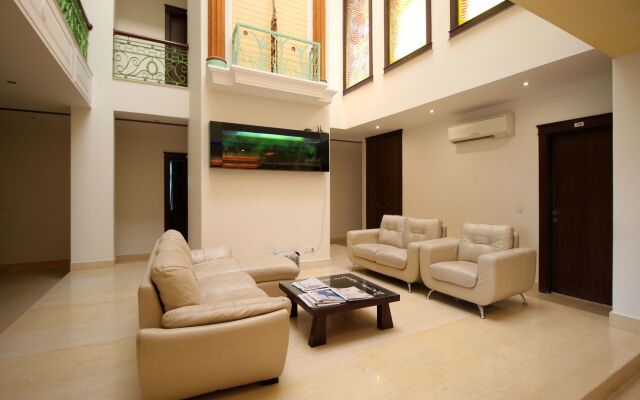 OYO 8704 Hotel Good Care