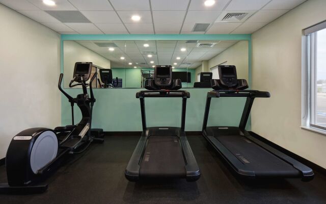 Tru by Hilton West Memphis, AR