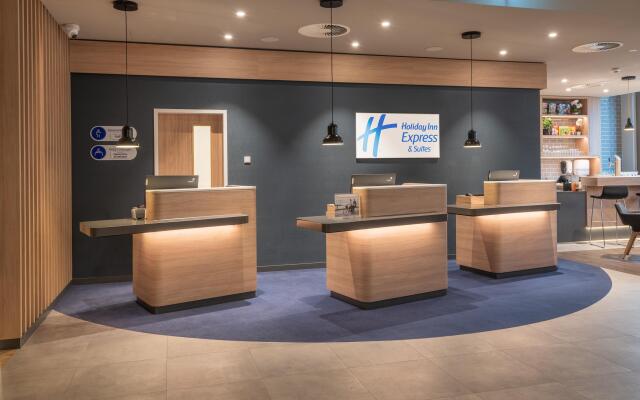 Holiday Inn Express and Suites Potsdam by IHG
